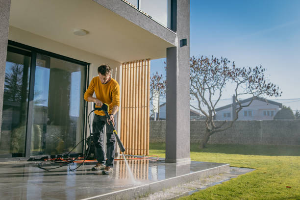 Best Pool Deck Cleaning  in Meadows Place, TX